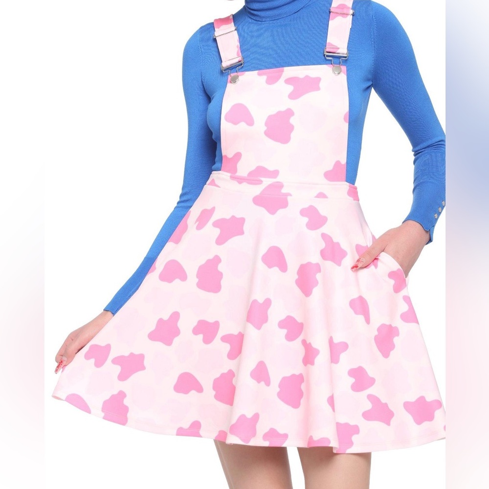 Pink cow skirtall dress🌸